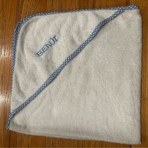 White Hooded personalized Baby Towel with name "Benji"